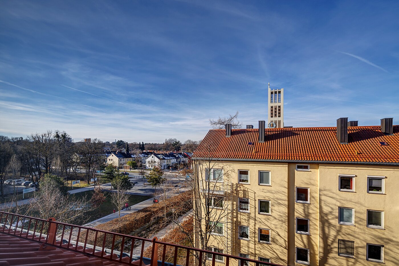 Apartamento de 2.5 habitaciones | München-Sendling-Westpark | 2201ML6 | ..über die Dächer