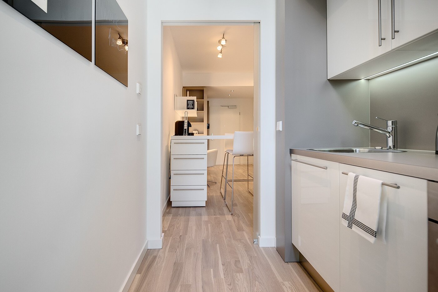 Apartamento de 1 habitación | München-Bogenhausen | 70201 | ...und Esstheke