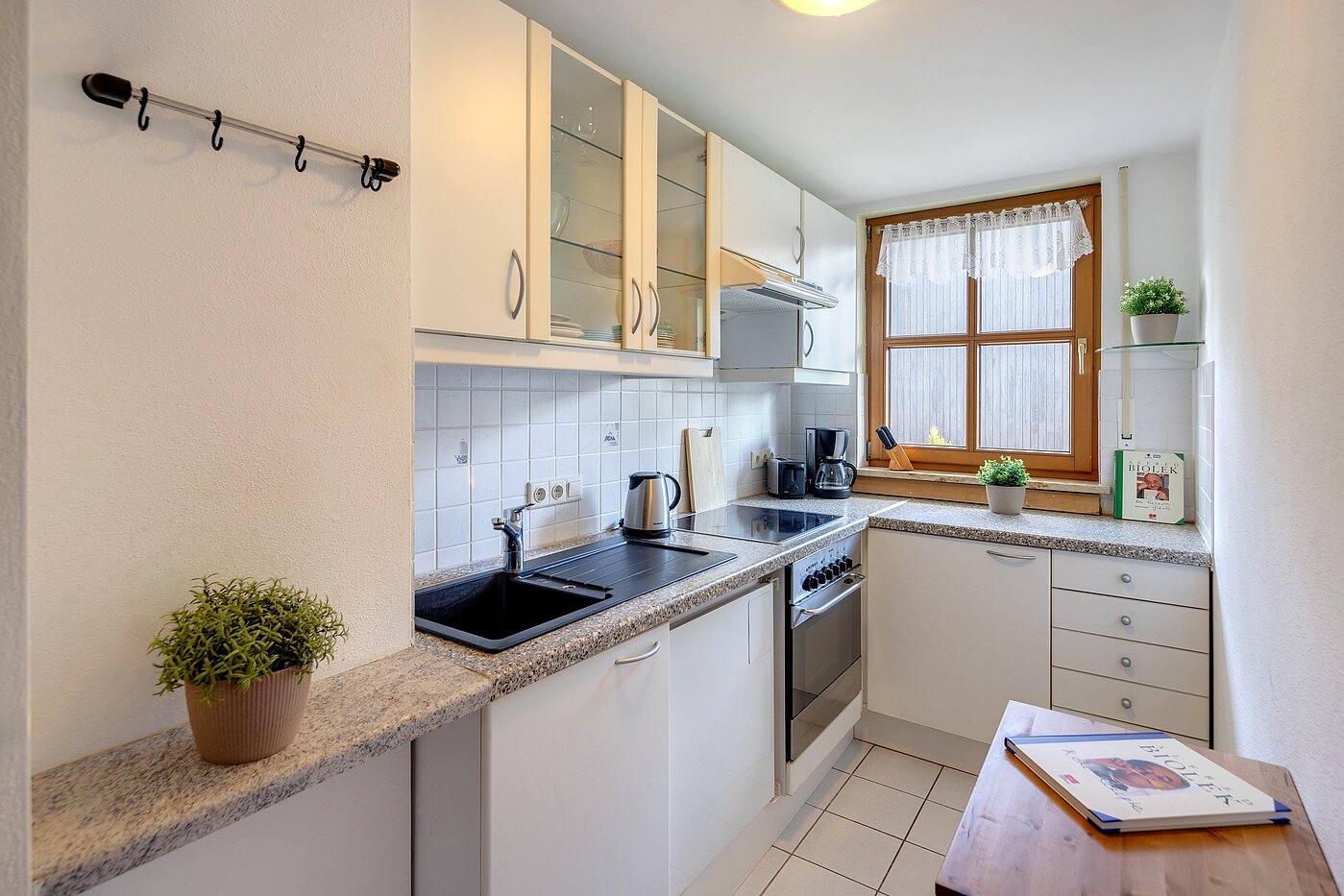 Apartamento de 2 habitaciones | München-Trudering | 701781 | Küche mit Fenster