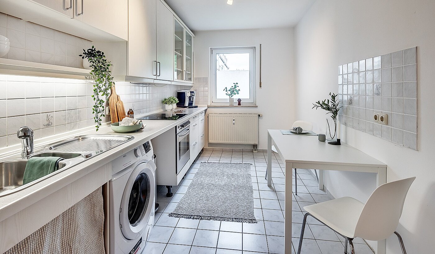 Apartamento de 3 habitaciones | München-Hasenbergl | 2105ML10 | Küche mit Fenster