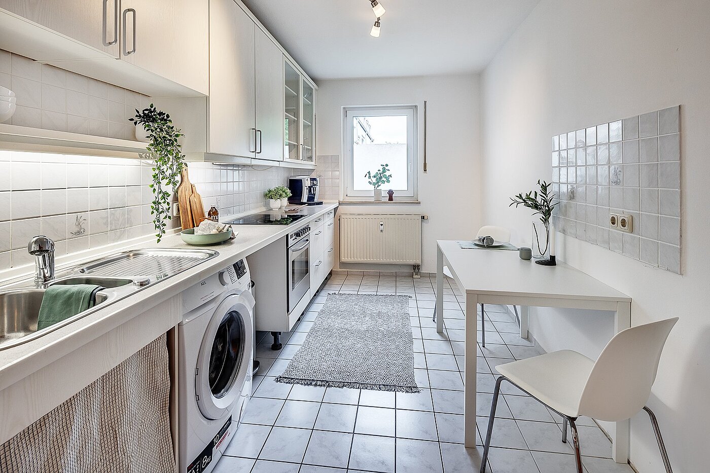Apartamento de 3 habitaciones | München-Hasenbergl | 2105ML10 | Küche mit Fenster