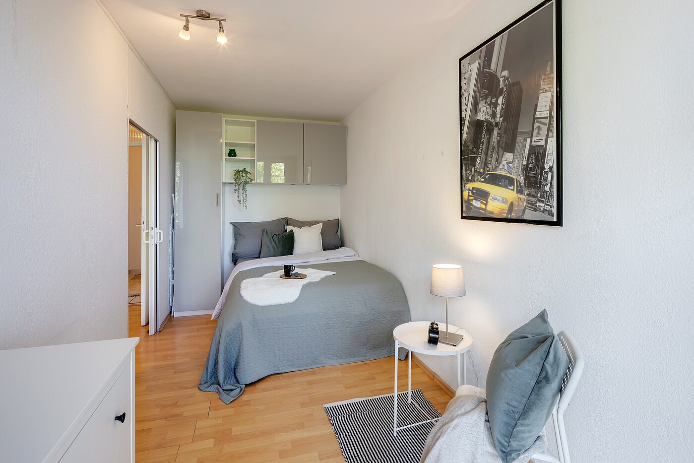 Apartamento de 2 habitaciones | München-Sendling-Westpark | 2204ML2 | Schlafzimmer mit Zugang...