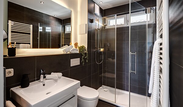 Penthouse de 3.5 habitaciones | München-Oberföhring | 70237 | ...mit En Suite Duschbad...