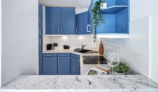 Apartamento de 3 habitaciones | München-Schwabing | 2202ML12 | Durchreiche in die Küche