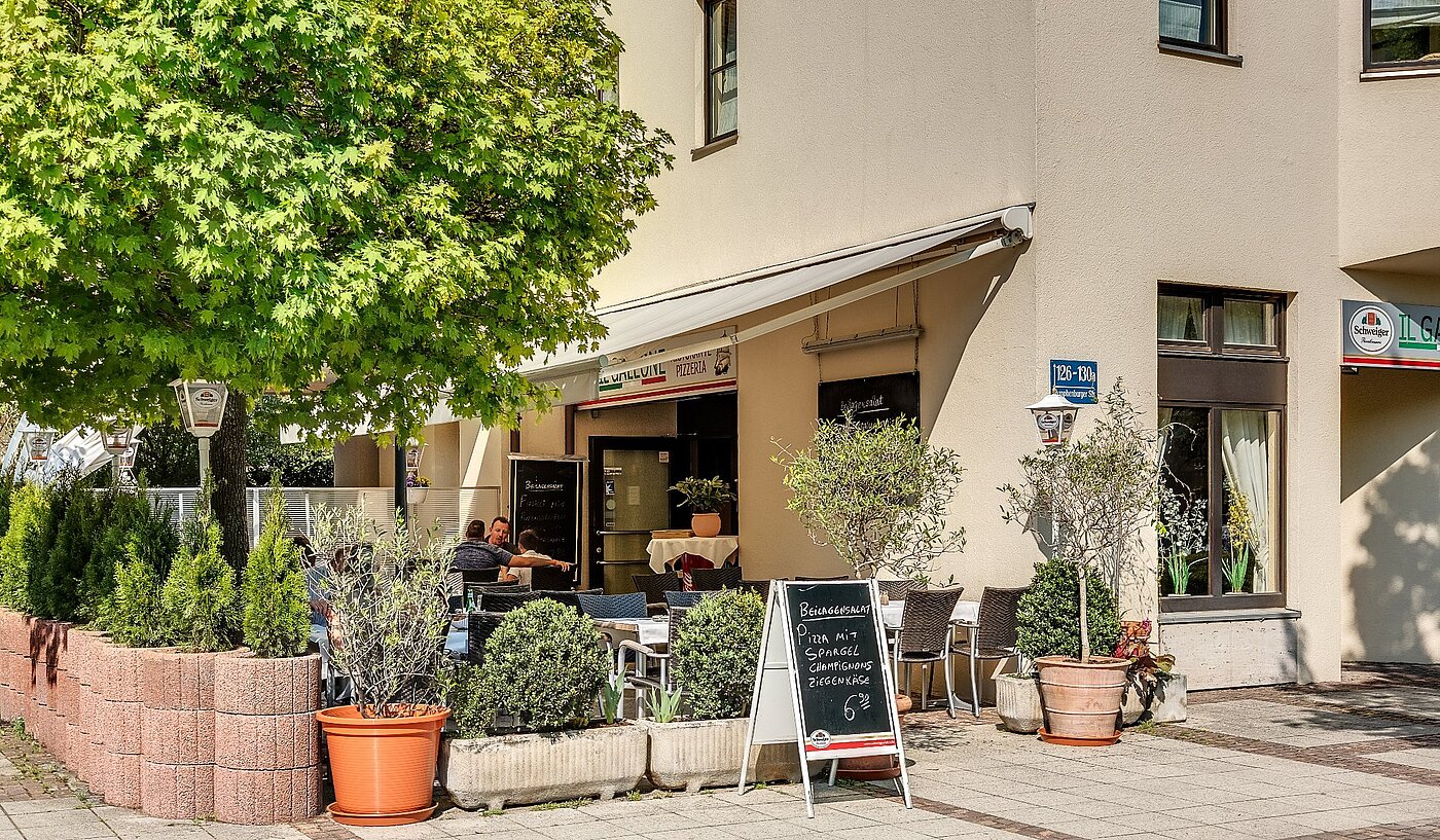 Apartamento de 2 habitaciones | München-Neuhausen | 2003ML5 | Um die Ecke