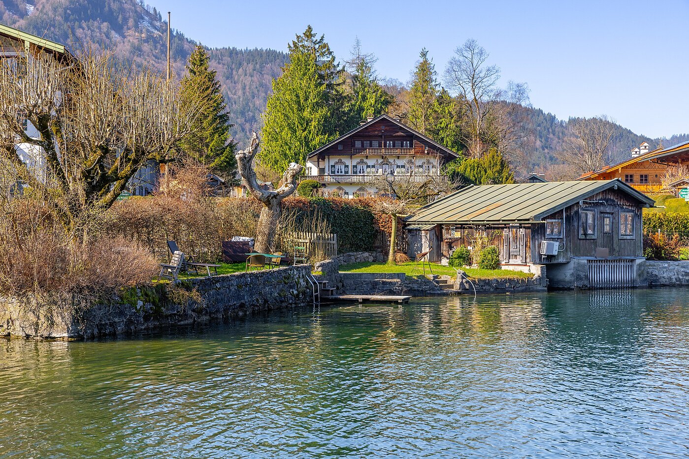 Mehrfamilienhaus de 11 habitaciones | Rottach-Egern | 70215 | auf das Seegrundstück....