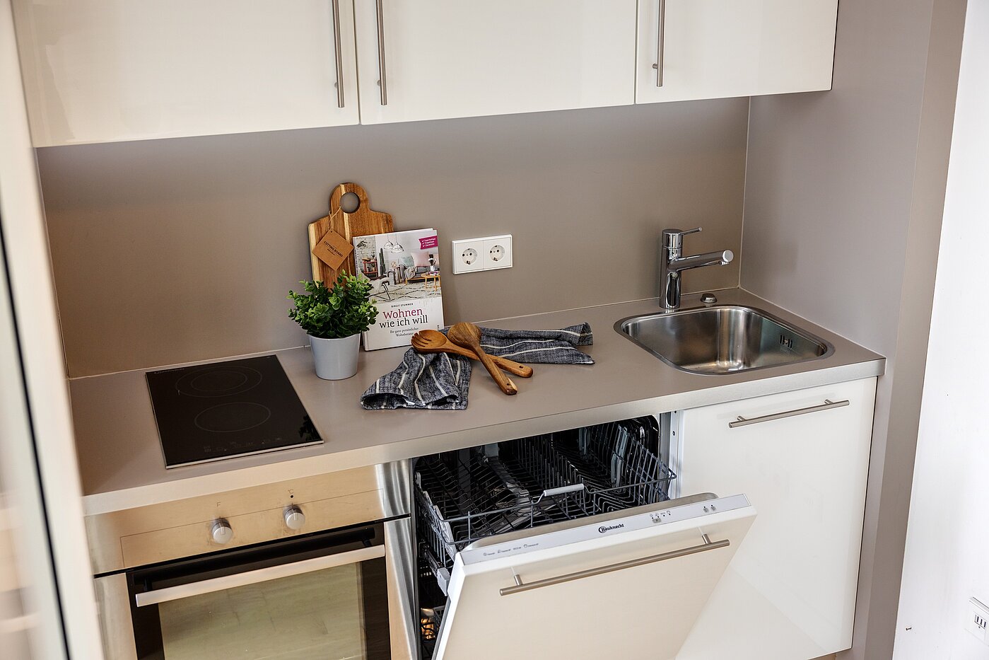 Apartment de 1.5 habitaciones | München-Bogenhausen | 70233 | ...Küchenzeile