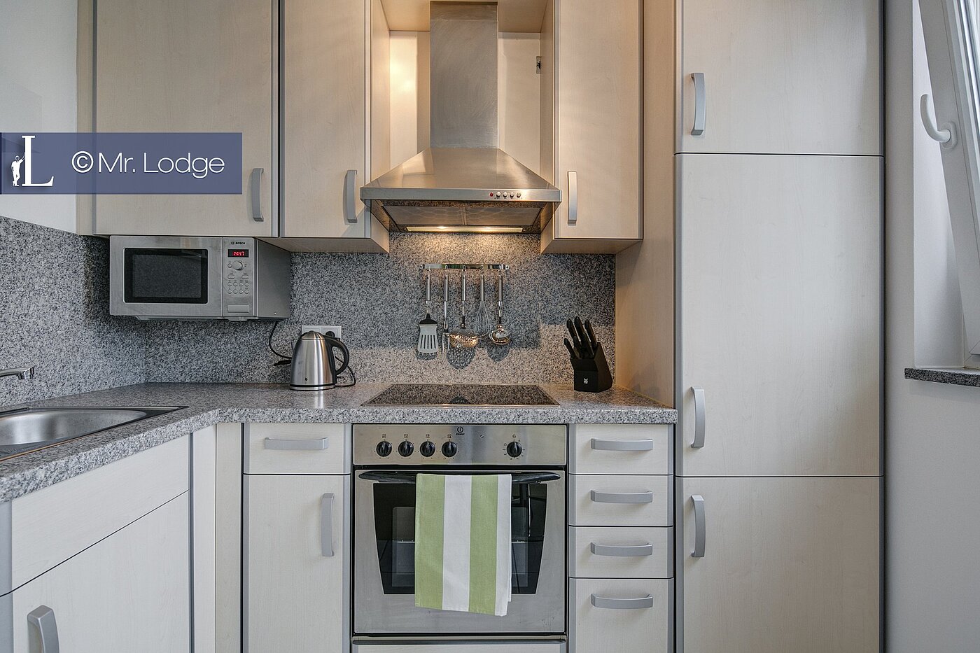 Apartamento de 1 habitación | München-Thalkirchen | 1705ML8 | Küche mit allen Geräten
