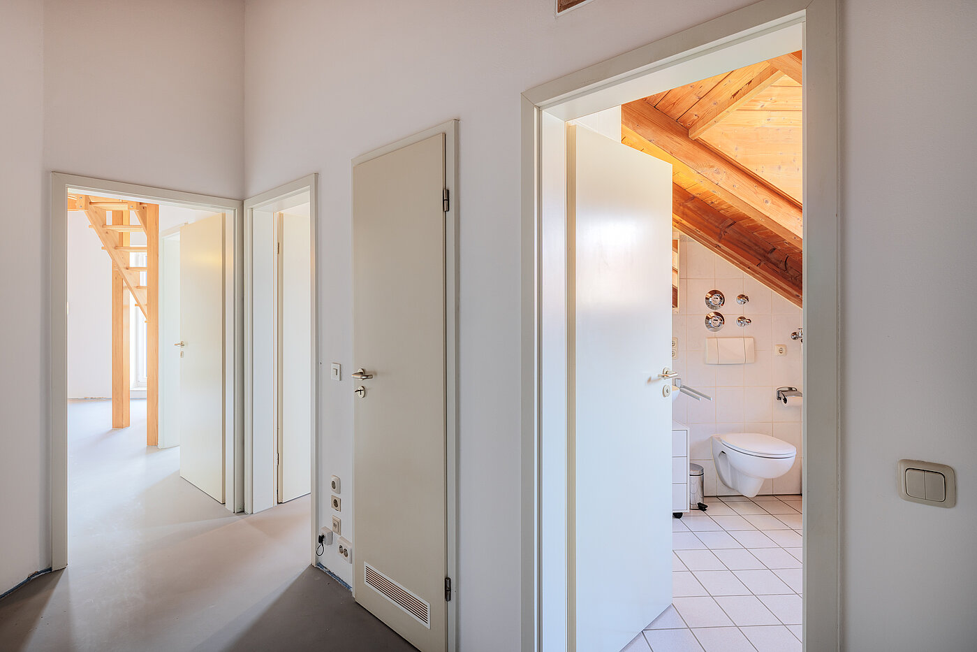 Piso ático de 2 habitaciones | 70314 | Flur