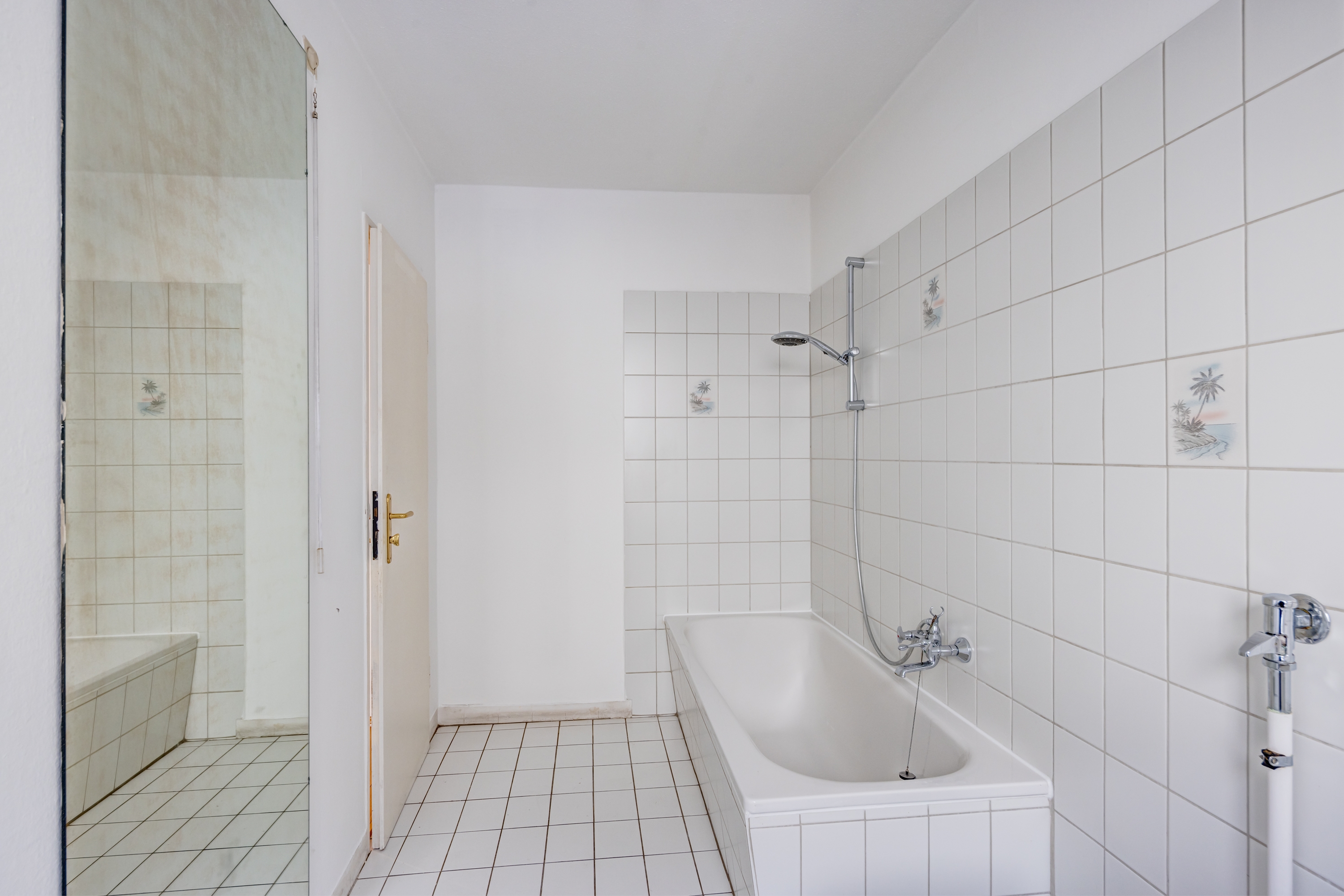 Entresuelo  de 2.5 habitaciones | München-Schwabing | 70441 | Bad mit Badewanne | Thumbnail