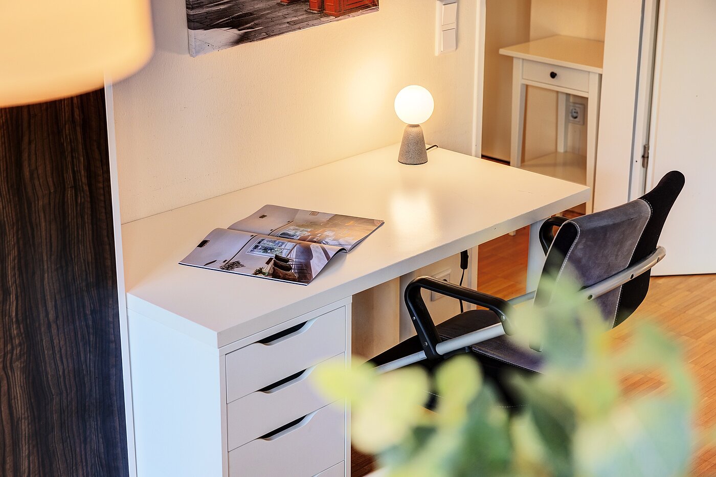 Apartamento de 2 habitaciones | München-Schwabing | 703161 | Schreibtisch