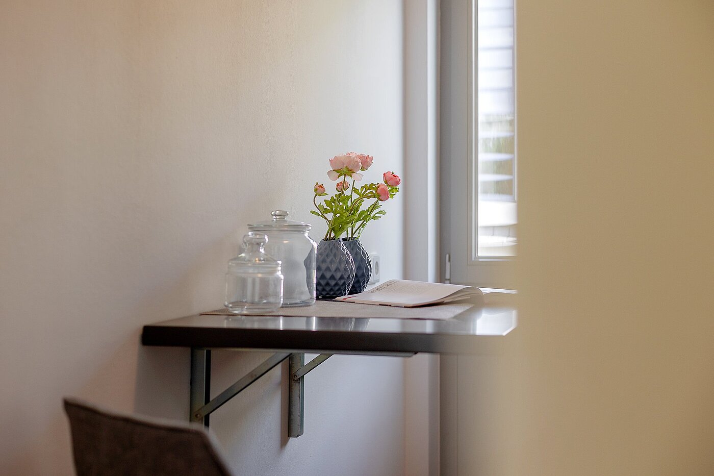 Apartamento de 2 habitaciones | München-Thalkirchen | 2107ML2 | Tisch für d. Kaffee am Morgen