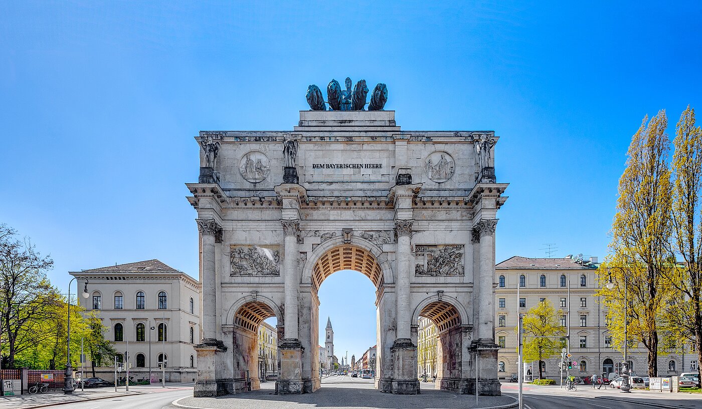 Apartamento de 1 habitación | München-Maxvorstadt | 70165 | ...Geschichte...