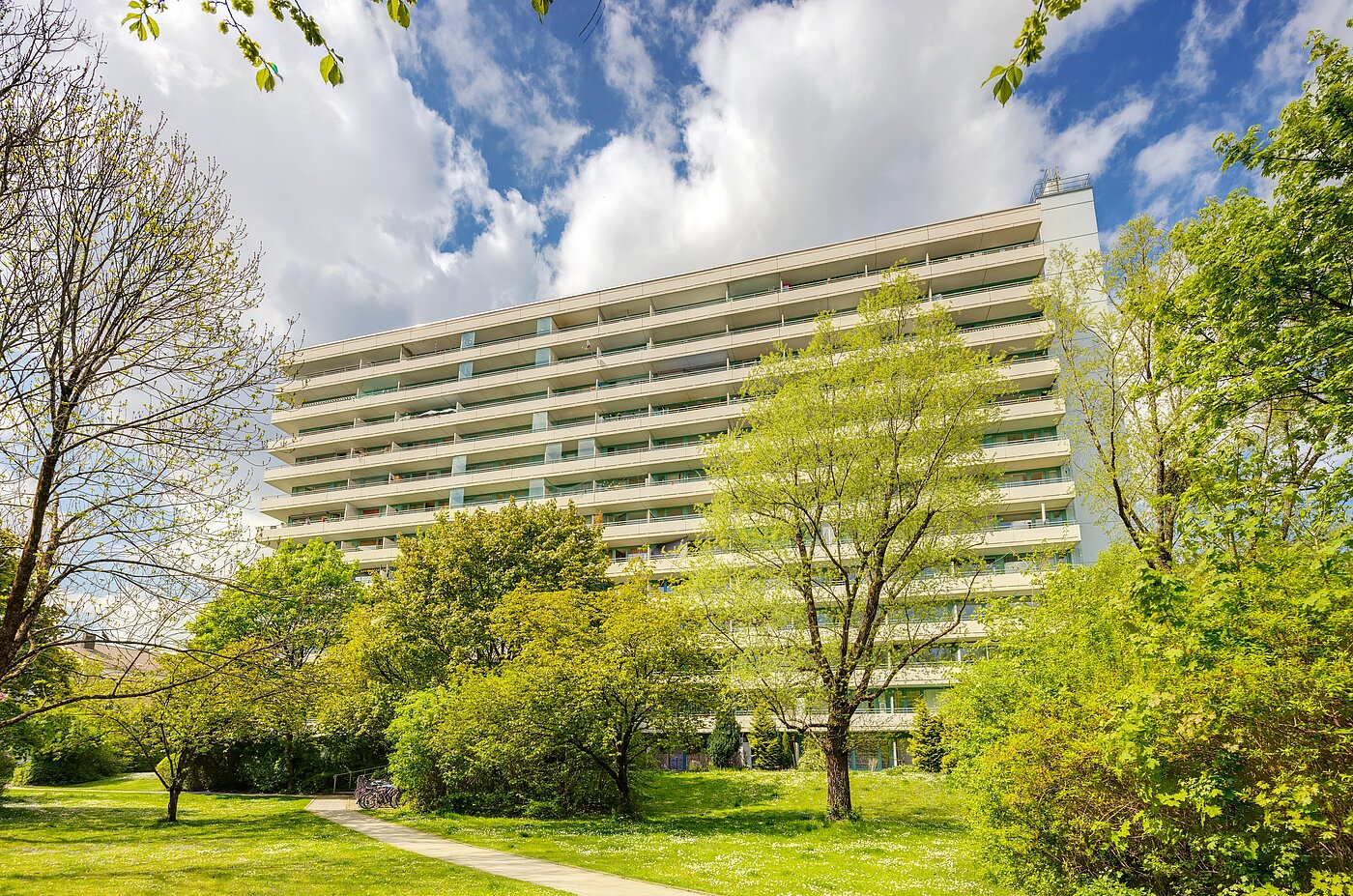 Apartamento de 2 habitaciones | München-Sendling-Westpark | 2204ML2 | Ansicht Fassade