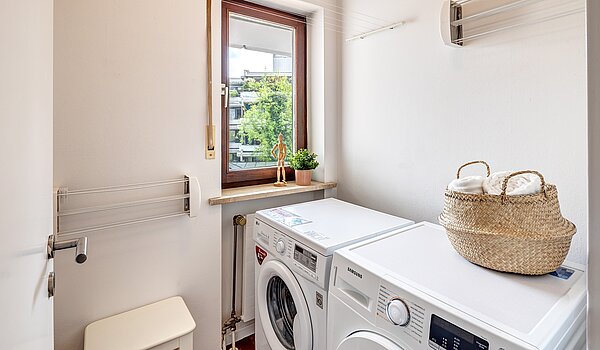 Apartamento de 3 habitaciones | München-Schwabing | 2202ML12 | Hauswirtschaftsraum mit elektr. Geräten
