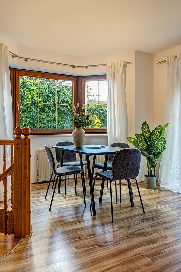 Apartamento de 3 habitaciones | München-Trudering | 70481 | Gemütlicher Essplatz...