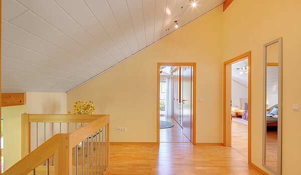 Casa unifamiliar  de 5 habitaciones | Icking | 70438 | Dielenbereich im Obergeschoss