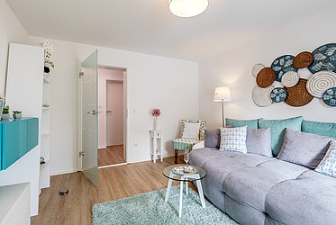 Untermenzing: piso de dos habitaciones con balcón soleado y un pequeño jardín - disponible en breve