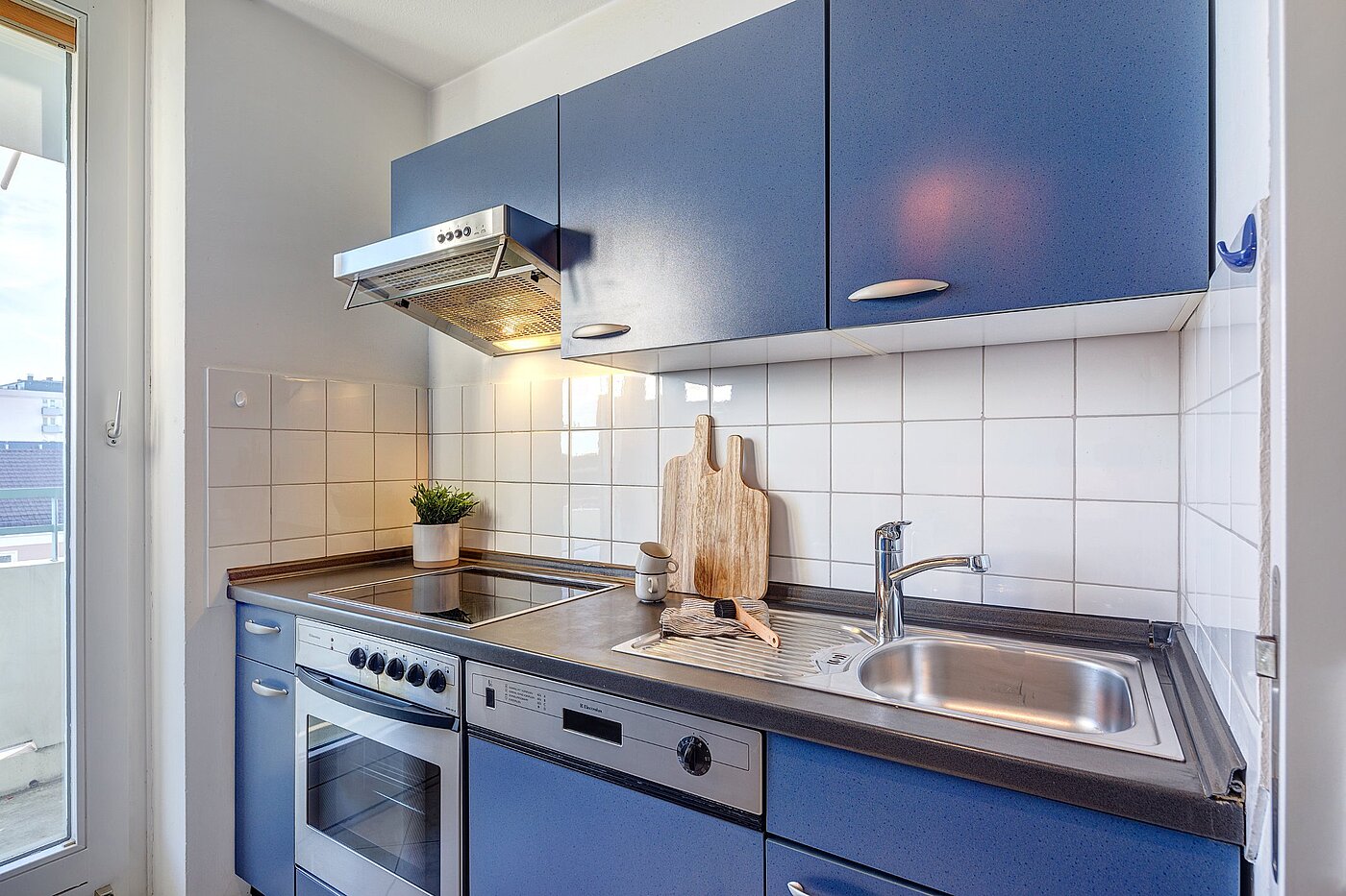 Apartamento de 2 habitaciones | München-Sendling-Westpark | 2010ML9 | ...voll ausgestattet...