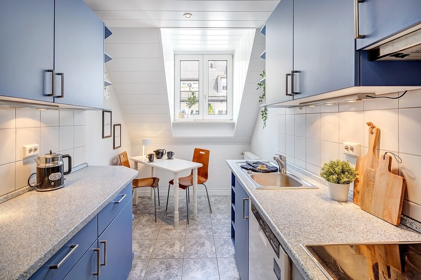 Apartamento de 1.5 habitaciones | München-Schwabing | 70014 | Helle Küche mit...