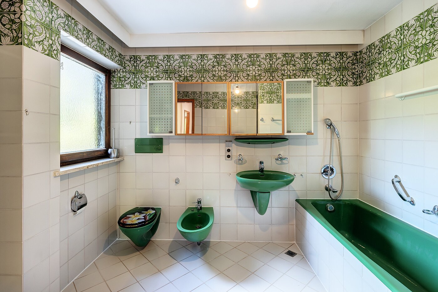 Adosado esquinero de 5 habitaciones | Penzberg | 701121 | Bad mit Badewanne...