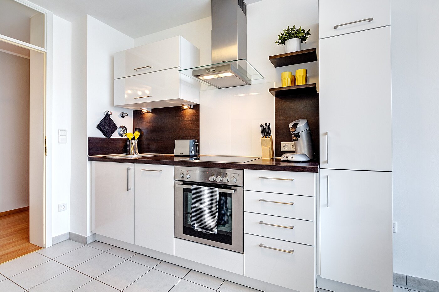 Apartamento de 2 habitaciones | München-Schwabing | 70102 | Voll eingerichtete Küche...