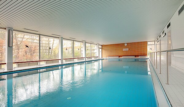 Apartamento de 2 habitaciones | München-Sendling-Westpark | 2204ML2 | Schwimmbad...