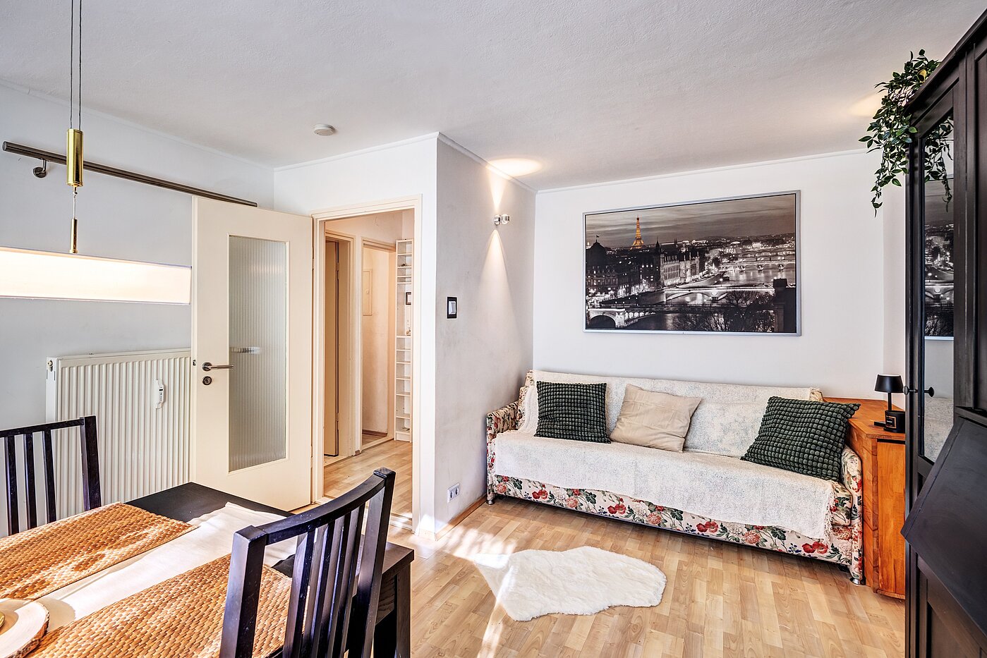 Entresuelo  de 1 habitación | München-Bogenhausen | 70301 | Couch