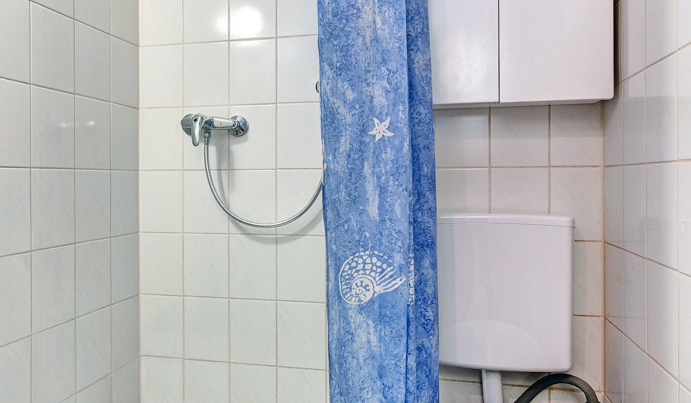 Piso en planta baja de 2 habitaciones | München-Lochhausen | 1706ML1 | Separate Dusche im UG