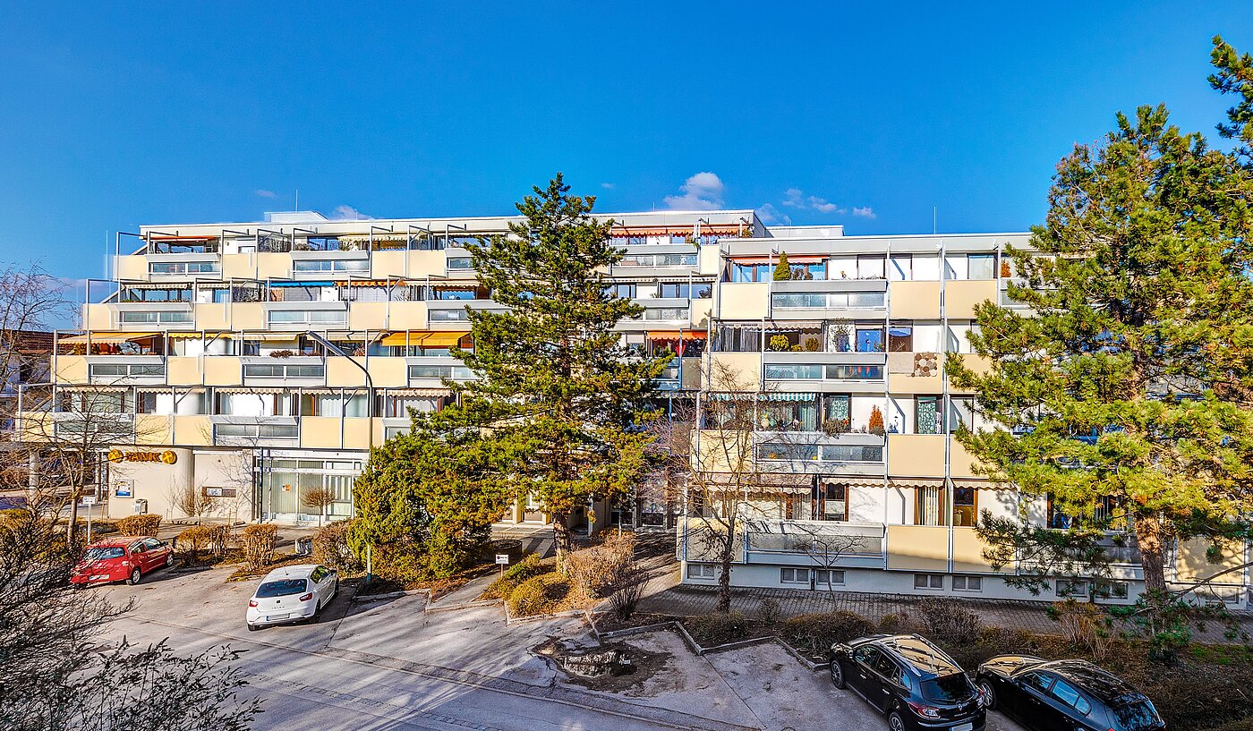 Apartamento de 3 habitaciones | Unterschleißheim | 70003 | Außenansicht Wohnanlage