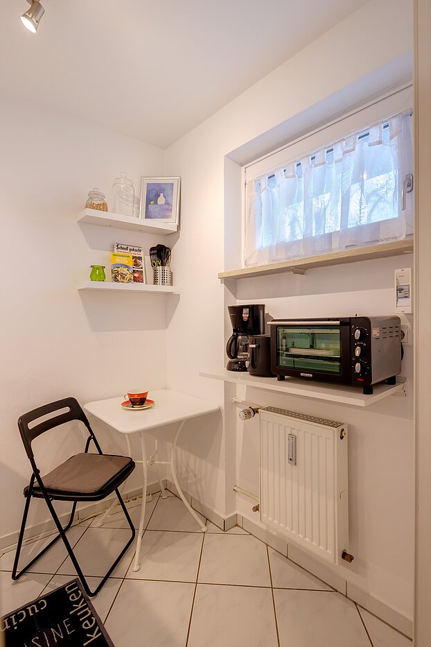 Apartment de 1 habitación | München-Sendling-Westpark | 70395 | ...Fenster und Essplatz