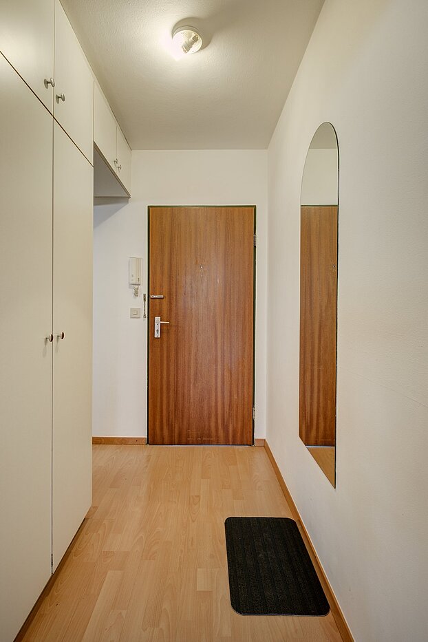 Apartamento de 1 habitación | München-Nymphenburg | 1904ML3 | Flur mit Einbauschrank