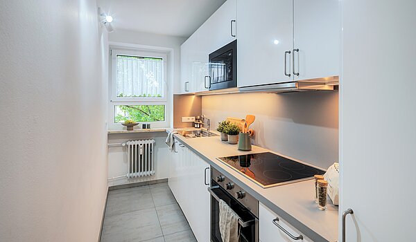Apartamento de 2 habitaciones | München-Sendling-Westpark | 704131 | ...und allen Elektrogeräten