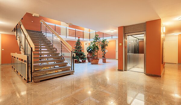 Apartamento de 3.5 habitaciones | München-Bogenhausen | 70305 | Einladendes Entrée