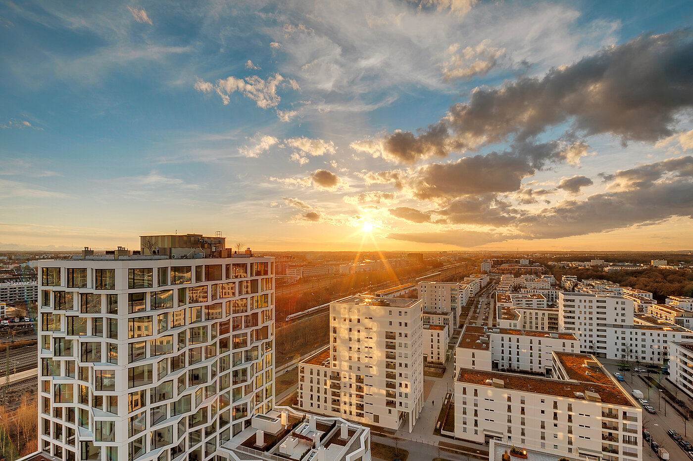 Apartment de 1.5 habitaciones | München-Neuhausen | 70179 | ...Abendstimmung am FRIENDS TOWER