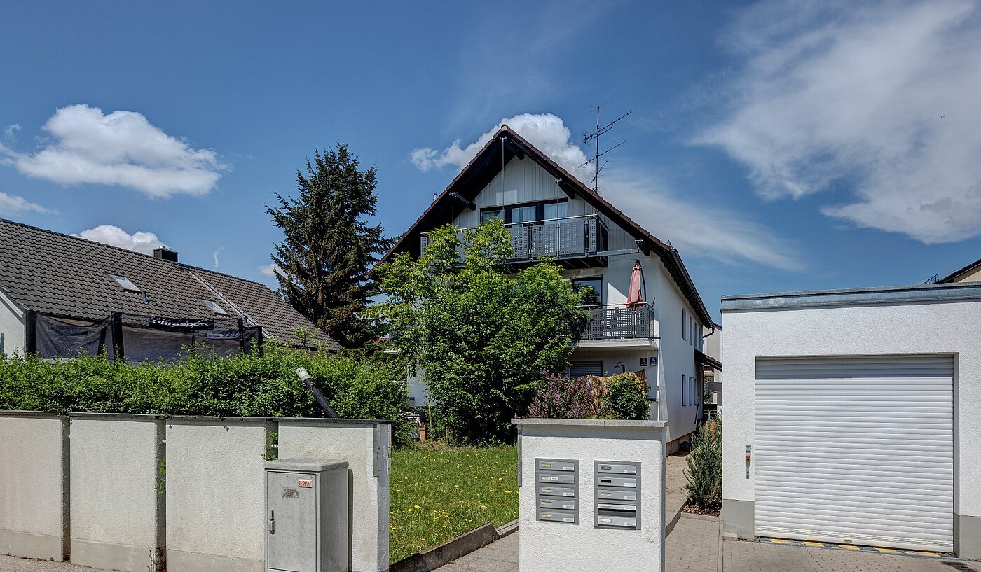 Piso ático de 3 habitaciones | München-Hasenbergl | 1803ML5 | Hausansicht