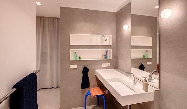 Apartamento de 2 habitaciones | München-Isarvorstadt | 70459 | Großes Waschbecken