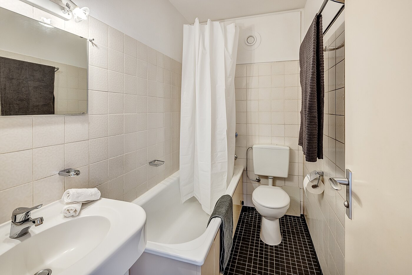 Apartamento de 1 habitación | München-Solln | 2201ML92 | Das Wannenbad lässt sich auch umgestalten