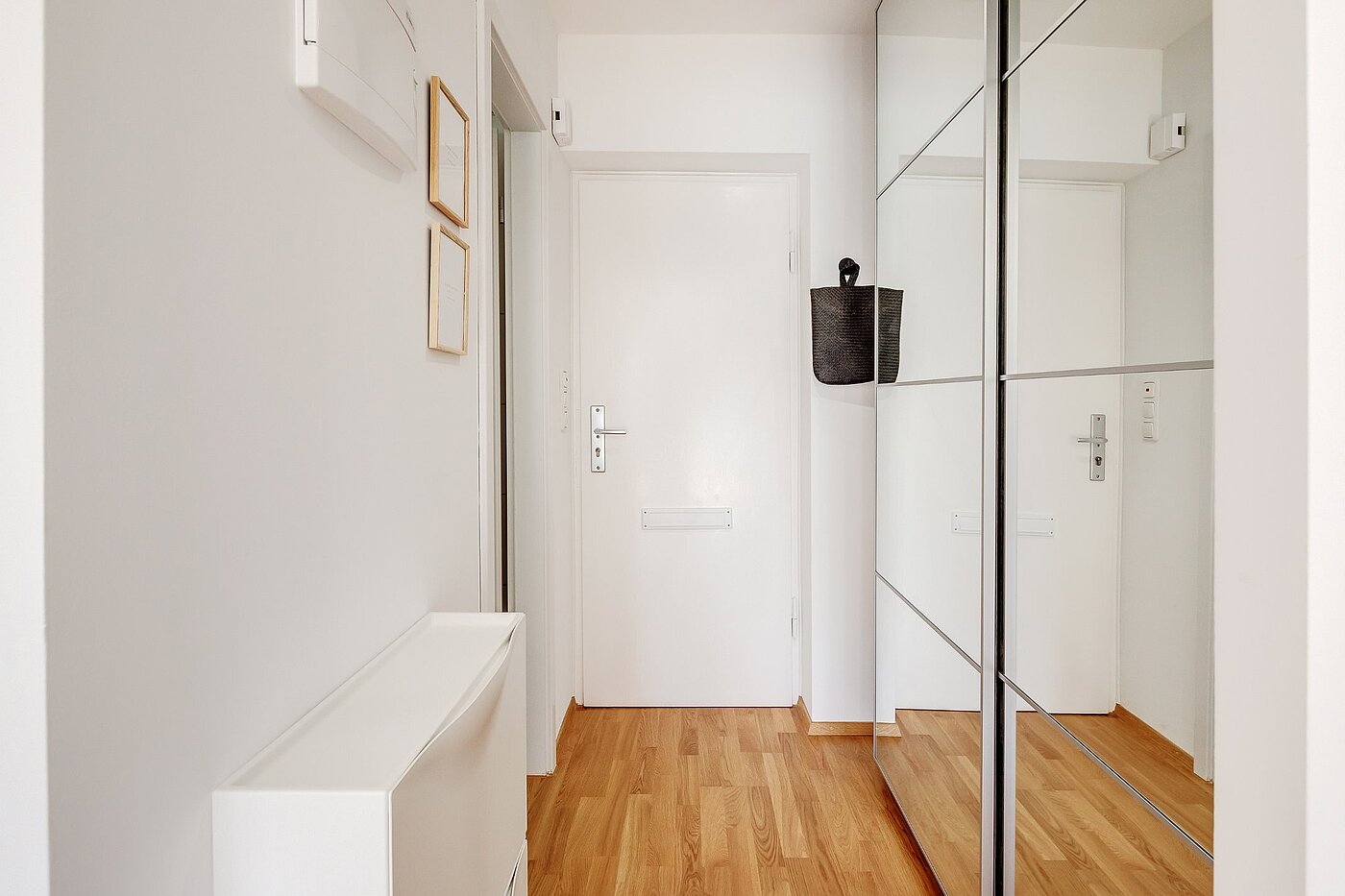 Apartamento de 1 habitación | München-Neuhausen | 2010ML6 | Eingangsbereich mit Stauraum