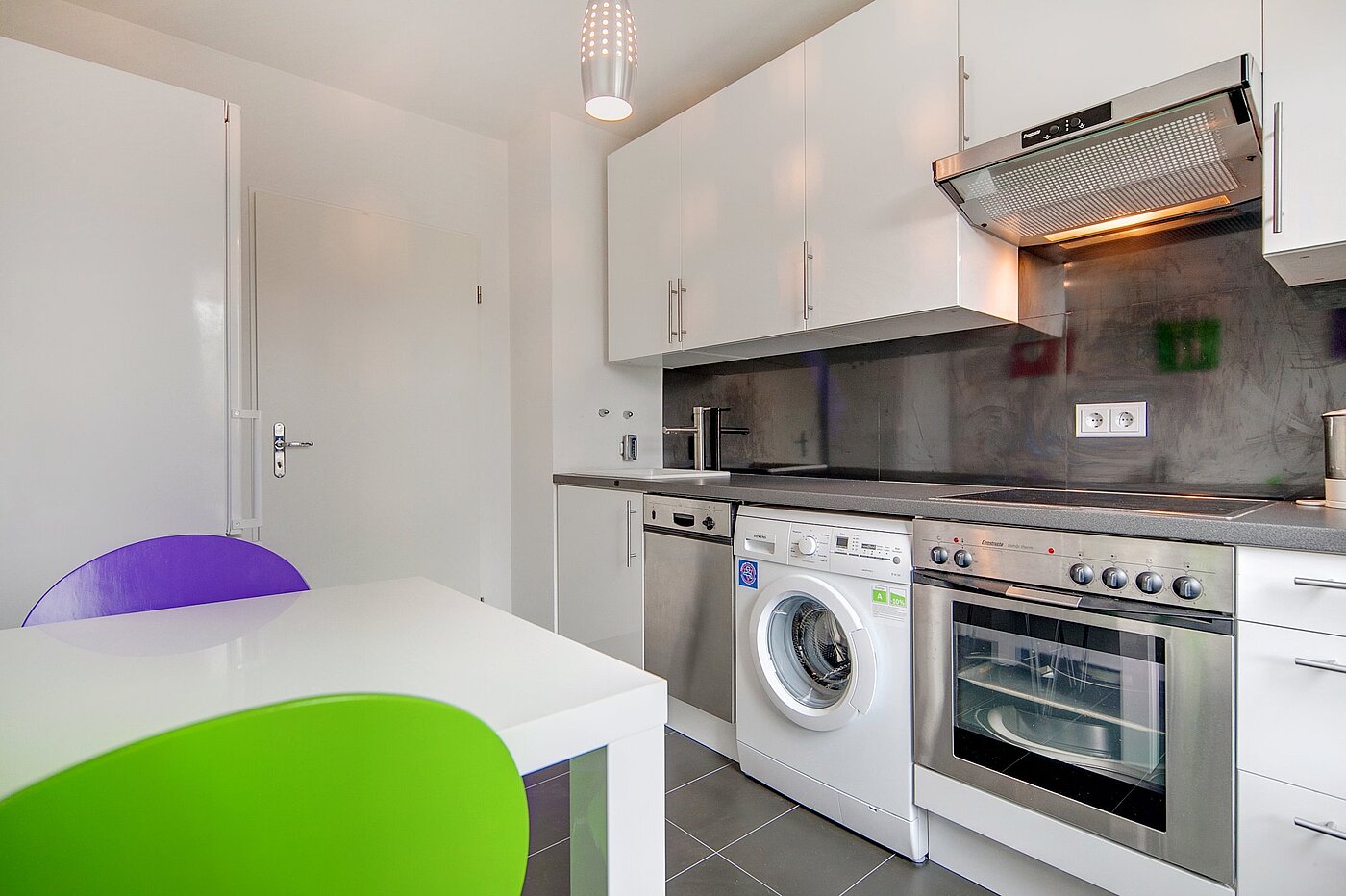 Apartamento de 2 habitaciones | München-Sendling | 2106ML2 | ...mit kleinem Esstisch