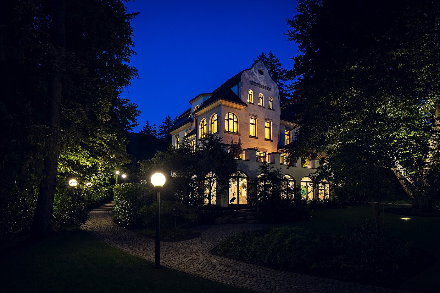 Villa de 9 habitaciones | Reutlingen | 70231 | Villa bei Nacht