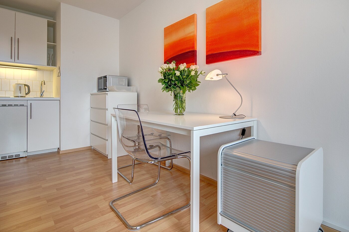 Piso en planta baja de 1 habitación | München-Isarvorstadt | 1908ML5 | Schreibtisch-Beispiel