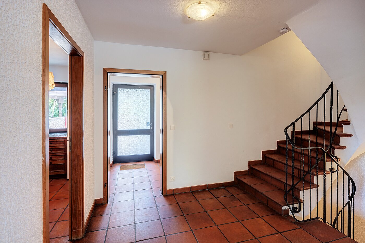 Adosado esquinero de 5 habitaciones | Penzberg | 701121 | Gemauerte Treppen