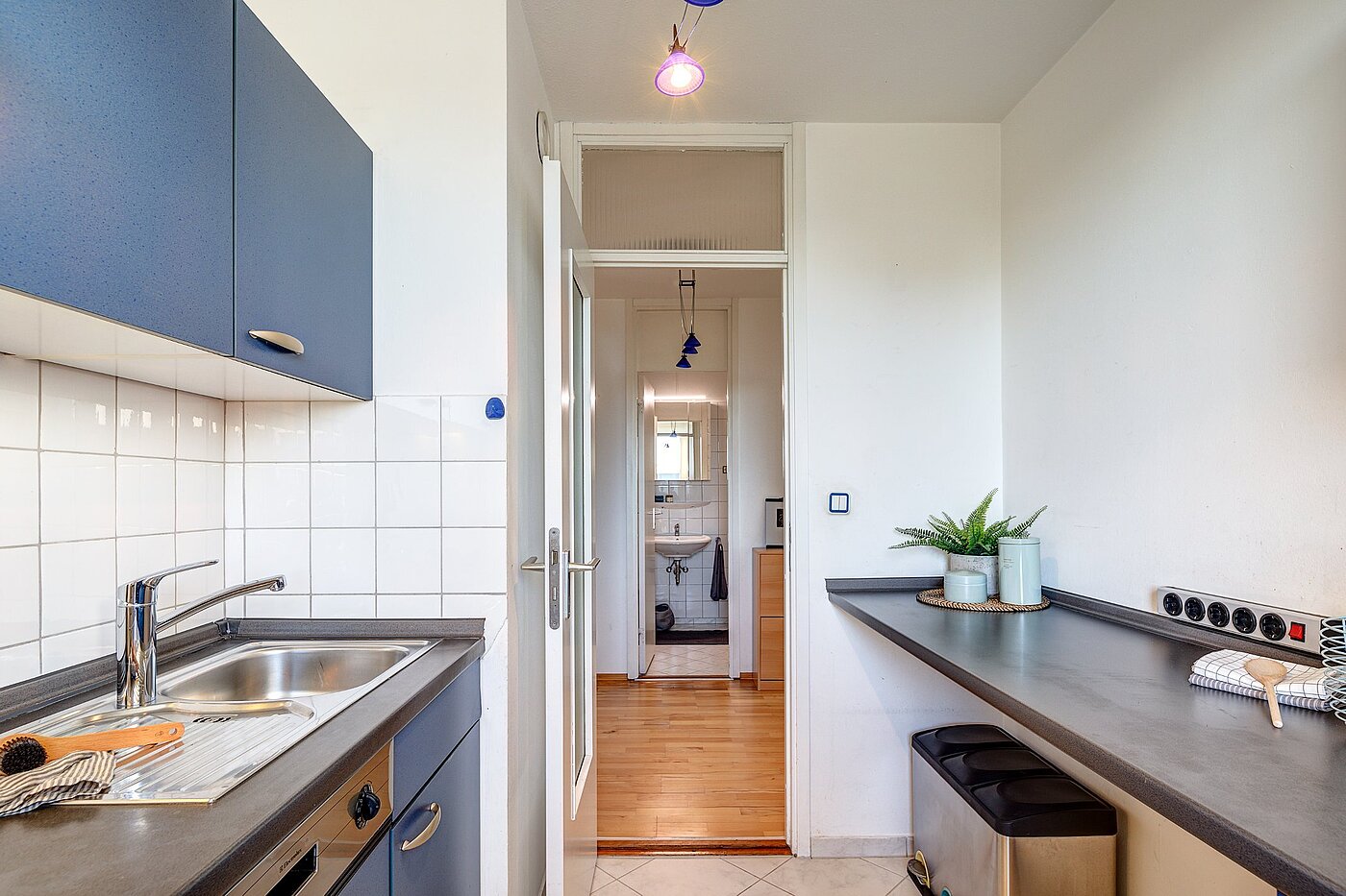 Apartamento de 2 habitaciones | München-Sendling-Westpark | 2010ML9 | ....mit großer Arbeitsfläche