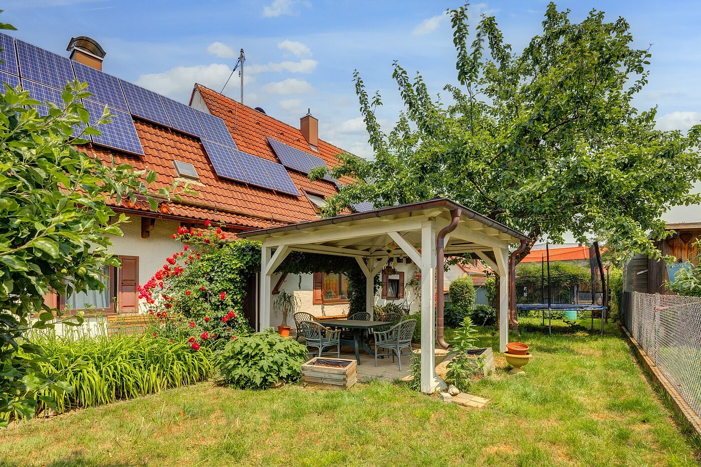 Casa unifamiliar  de 8 habitaciones | 70229 | Überdachte Terrasse