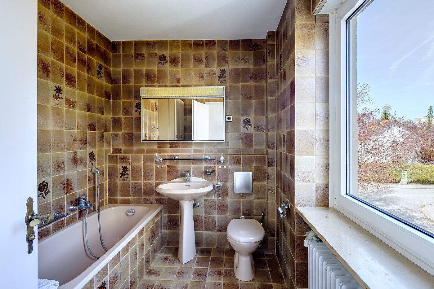 Casa adosada  de 4 habitaciones | München-Solln | 70120 | Wannenbad mit Tageslicht