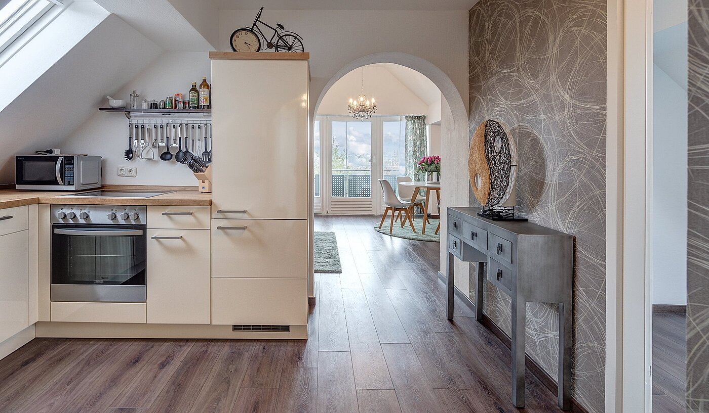 Piso ático de 3 habitaciones | München-Hasenbergl | 1803ML5 | Moderne Küchenzeile