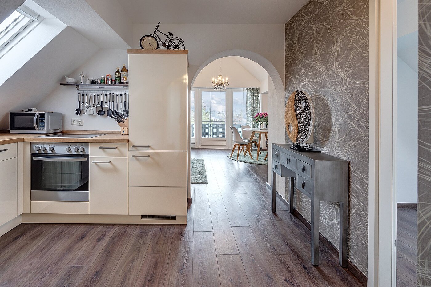 Piso ático de 3 habitaciones | München-Hasenbergl | 1803ML5 | Moderne Küchenzeile