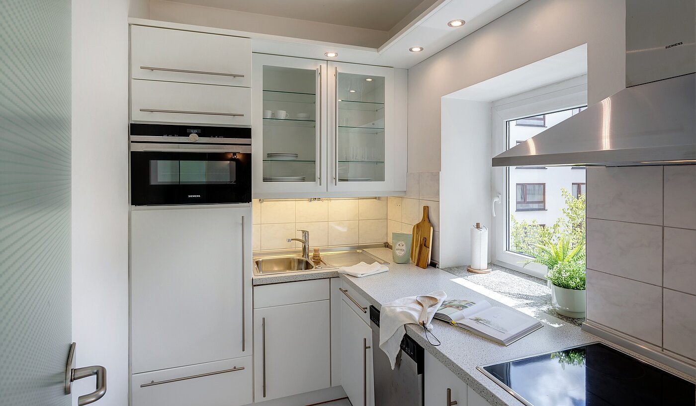 Apartamento de 1 habitación | München-Maxvorstadt | 2206ML5 | Helle Küche mit...