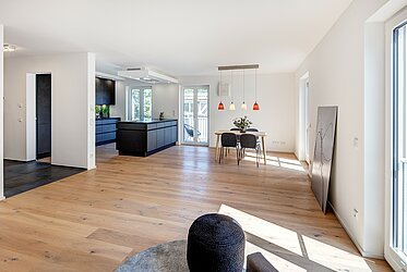 Obermenzing: Dúplex de ensueño de 4 habitaciones en un lugar tranquilo